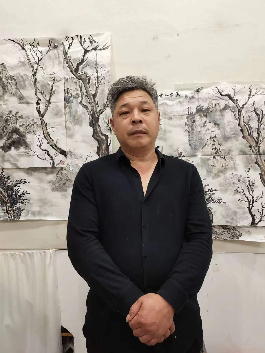 画家王选江个人艺术资讯