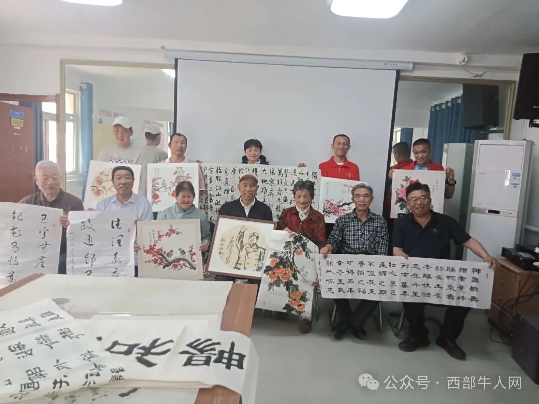 笔墨传温情 艺心助圆梦——书画艺术家走进社区为残疾人传授书画技艺
